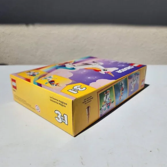 LEGO Creator 3-in-1 Magical Unicorn Seahorse Peacock Rainbow 31140 Easter Basket - Picture 4 of 8